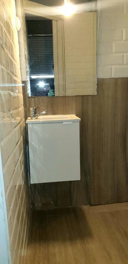 Habitacion En Casa De Familia "Valenciabonita" Εξωτερικό φωτογραφία