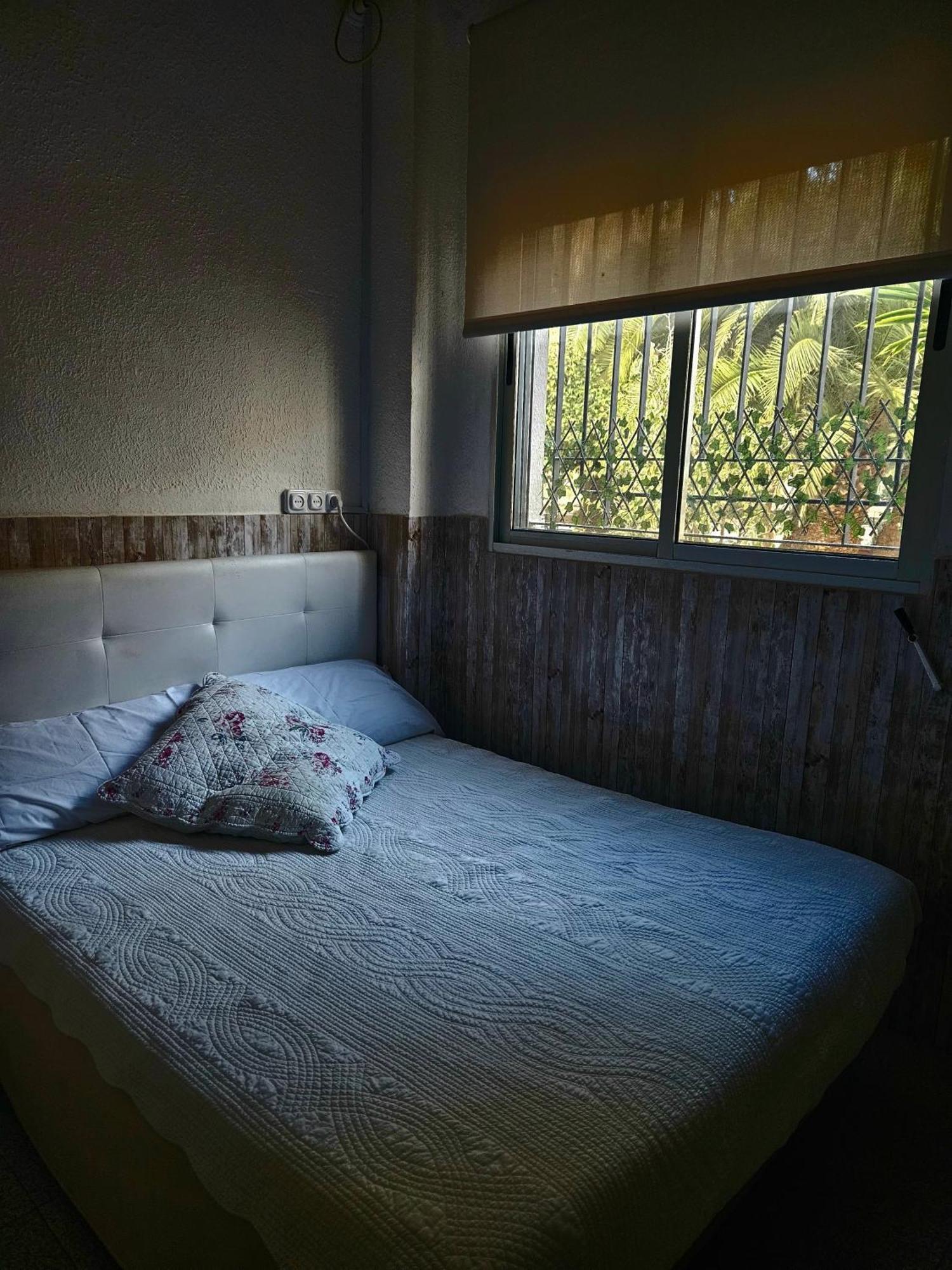 Habitacion En Casa De Familia "Valenciabonita" Εξωτερικό φωτογραφία